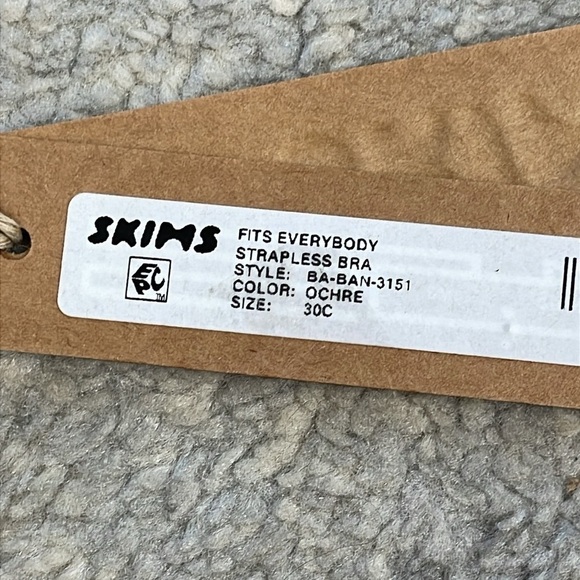 NWT Skims Fits Everybody Strapless Bra Ochre Tan Sz 30C - Picture 5 of 7
